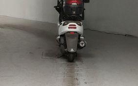 YAMAHA MAJESTY 125 SE27