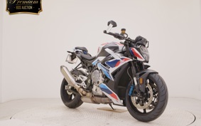 BMW M1000R 2023