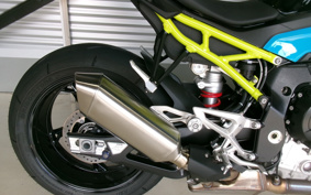 BMW S1000R 2025 0P31