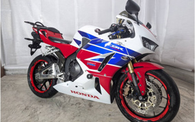 HONDA CBR600RR 2014 PC40