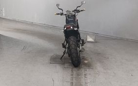 YAMAHA TW125 DE05