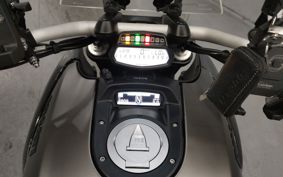 DUCATI DIAVEL STRADA G102JB