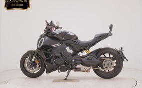 DUCATI DIAVEL V4 2023