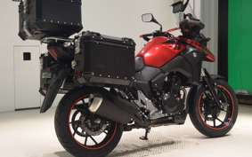 SUZUKI Vｽﾄﾛｰﾑ250 2020