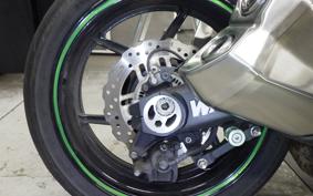 KAWASAKI Z1000 Gen.5 2015