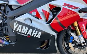 YAMAHA YZF-R7 2010 RM01