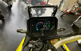 SUZUKI DL650 ( V-Strom 800 ) 2023 EM1BA