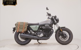 MOTO GUZZI V9 BOBBER 2022