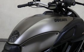 DUCATI DIAVEL STRADA 2013 ZDMG102JBDB