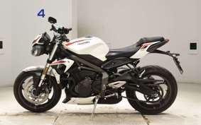 TRIUMPH STREET TRIPLE S 2021