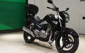 SUZUKI GSR250 2019