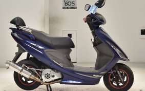 SUZUKI GSR125