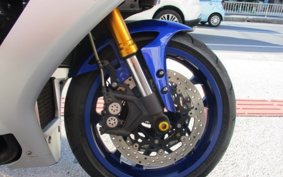 YAMAHA YZF-R1 2015 RN39