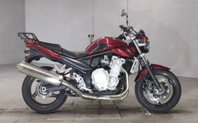 SUZUKI BANDIT1250 GW72A