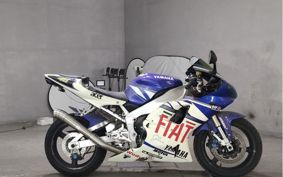 YAMAHA YZF-R1 RN04
