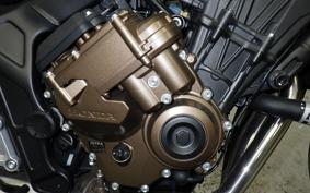 HONDA CB650R E-Clutch 2025 RH17