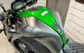 KAWASAKI Z1000 2014 ZRT00F