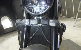 TRIUMPH TRIDENT 660 2021