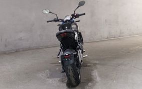 TRIUMPH TRIDENT 660 L21U41