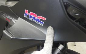 HONDA CBR600RR 2025 PC40