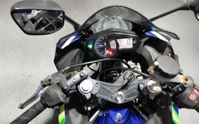 YAMAHA YZF-R25 RG10J