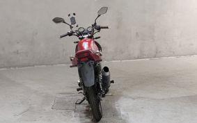 YAMAHA YBR125 RE05