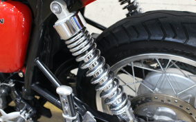 TRIUMPH THRUXTON 900 2012 TJ9147