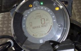 HUSQVARNA SVARTPILEN 401 2021