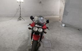 SUZUKI GSX-R750 GR75A