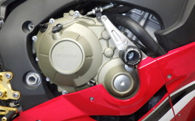 HONDA CBR1000RR GEN 3 2019 SC77