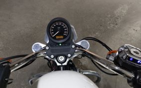 HARLEY XL883L 2010 CR2