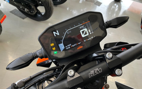 KTM 890 DUKE 2021 TU940