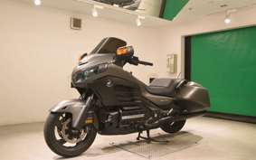 HONDA GL 1800 GOLD WING F6B 2015 SC68