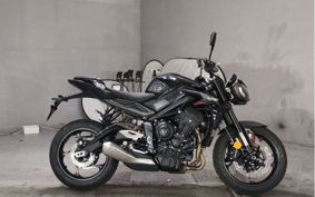 TRIUMPH STREET TRIPLE R 2026 HDA604