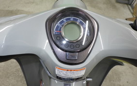 HONDA C125 SUPER CUB JA71
