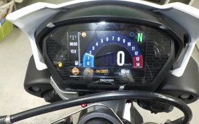 TRIUMPH STREET TRIPLE RS 2018