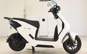 HONDA EM1 e: EF16