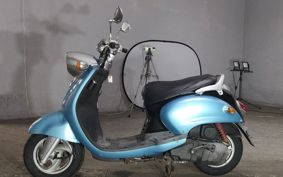 YAMAHA VINO 125 SE24