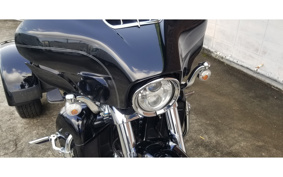 HARLEY FLHTCU 2014 MAL