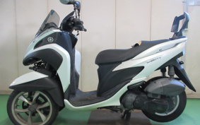 YAMAHA TRICITY 125 SE82J