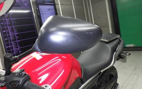 YAMAHA XJ6 N 2011