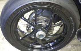 DUCATI STREETFIGHTER V2 2022