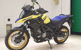SUZUKI DL650 ( V-Strom 650 ) XTA 2026 C733M