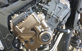 HONDA CB650R E-Clutch 2025 RH17