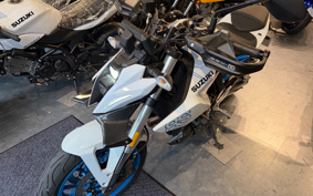 SUZUKI GSX-8S 2023 EM1AA