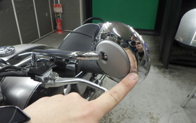 TRIUMPH BONNEVILLE T100 2025