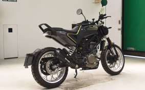 HUSQVARNA SVARTPILEN 401 2020