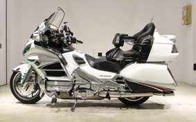 HONDA GL 1800 GOLD WING 2013 SC68