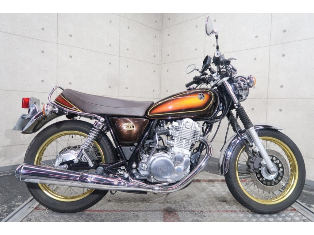 Фото Yamaha SR400 2018 с японского аукциона