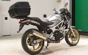 HONDA VTR 250 Gen. 2 2023 MC33